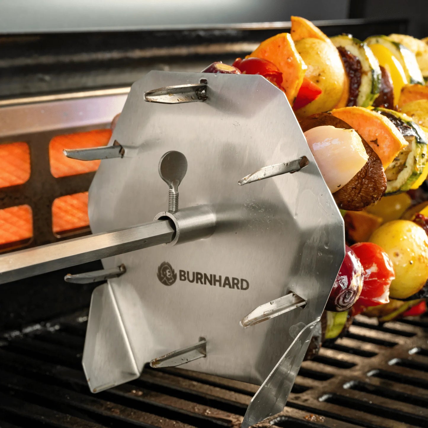 Spieß-Rondell mit Gemüse-Schaschlik am Grill