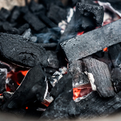 100 % Naturbelassene Holzkohle