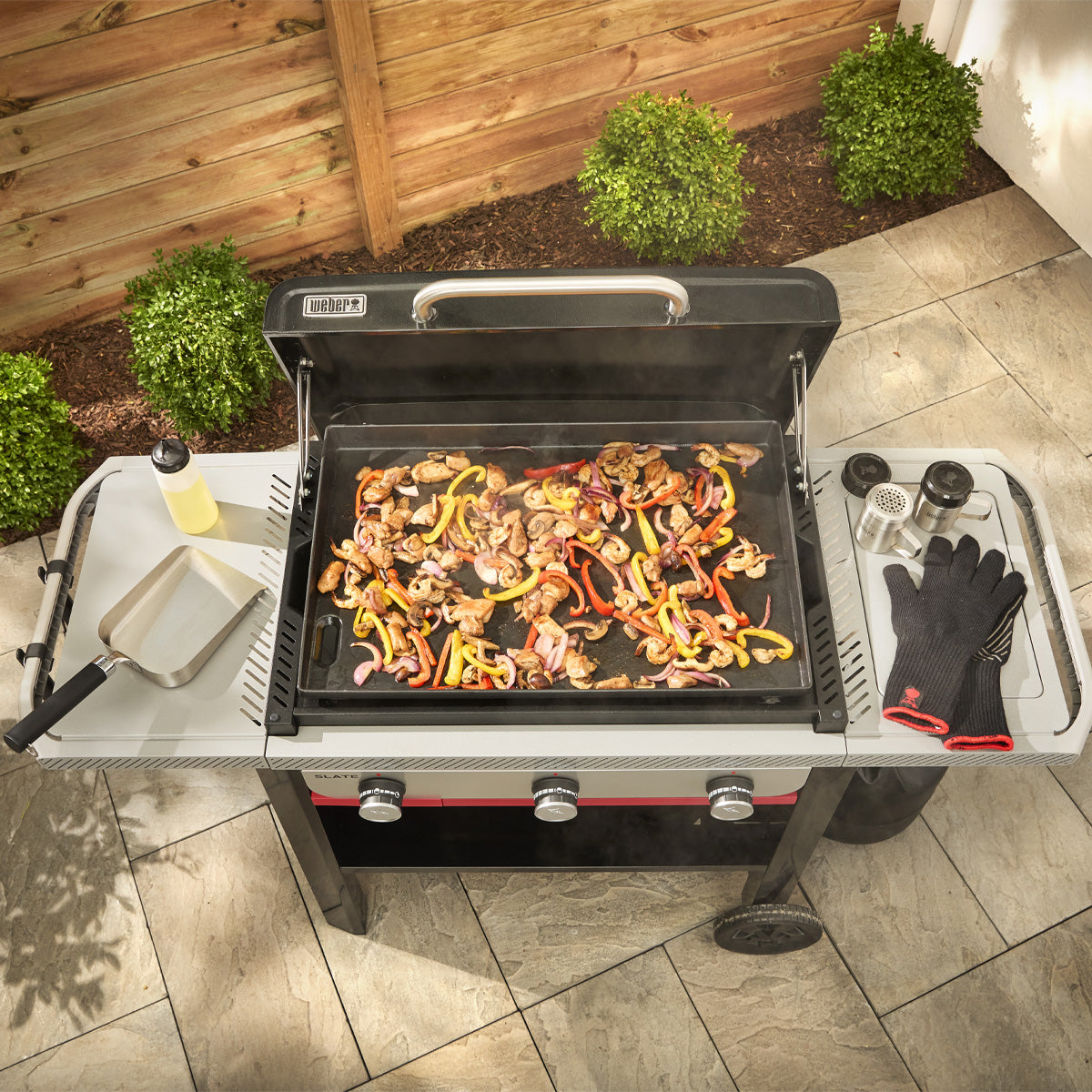 WEBER® SLATE® GP 71 CM PREMIUM PLANCHA